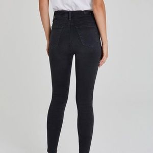 AG Mila Ultra High Rise jeans. Size 25.